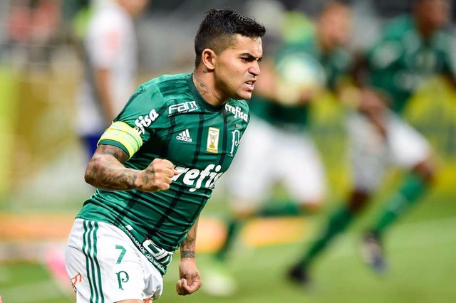 Palmeiras busca empate, mas Cruzeiro leva vantagem por vaga