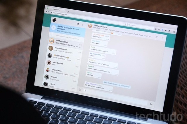WhatsDock muda visual do WhatsApp e cria janela parecida com o MSN Aplicativo do Chrome cria janela similar ao MSN para que você converse com seus amigos do WhatsApp (Foto: Lucas Mendes/TechTudo)