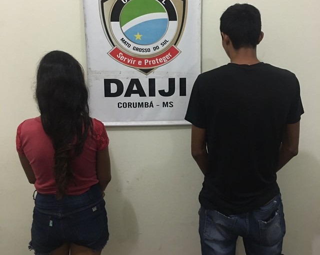 Jovens foram levados à delegacia, onde receberam voz de prisão (Foto: Daiji/Divulgação)