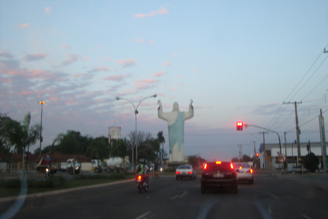 Carros, motos e bicicletas dividem as ruas e avenidas de Três Lagoas Foto: (Arquivo/Perfil News)