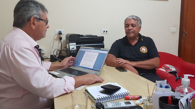 Ricardo Ojeda, diretor do Perfil News, em entrevista com o Promotor de Defesa do Meio Ambiente, Antonio Carlos Garcia de Oliveira