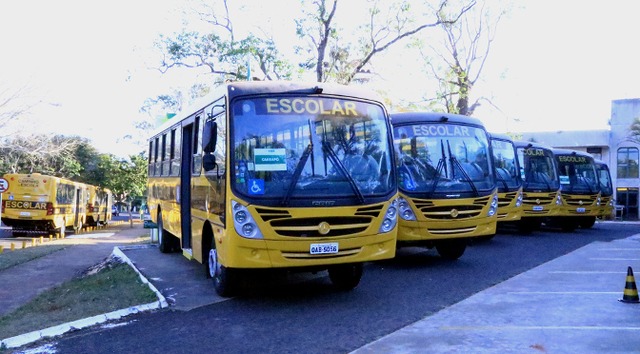 Publicada doação de 29 veículos de transporte escolar para sete municípios do interior do Estado Foto: Edemir Rodrigues