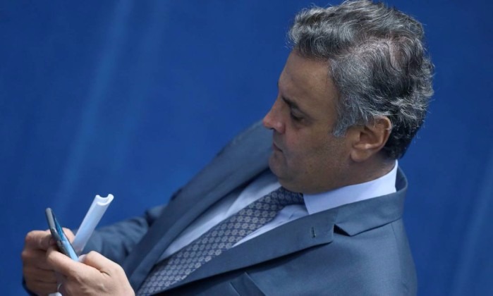 Marco Aurélio determina volta de Aécio Neves ao Senado O senador afastado Aécio Neves encaminhou 27 perguntas para o ministro Edson Fachin - Jorge William / O Globo