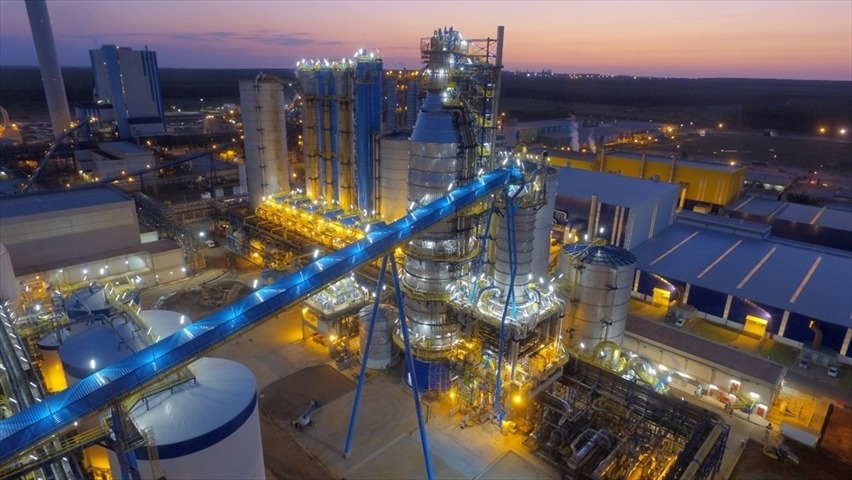 Fibria se pronuncia sobre possível fusão com Suzano Fibria se pronuncia sobre possível fusão com Suzano