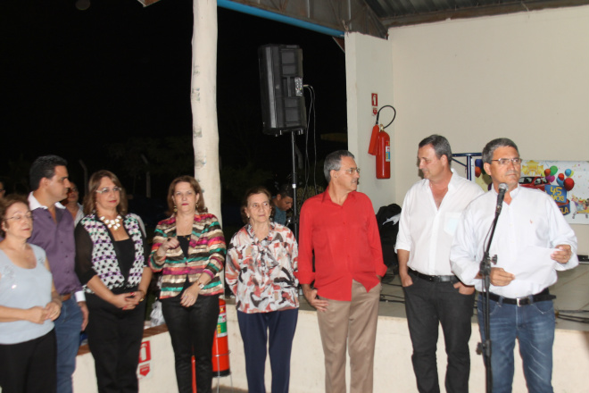 O presidente do grupo, Joaquim Romero Barbosa, conta a trajetória da empresa junto com demais membros da família que há 45 anos trabalha unida para consolidação da rede de supermercados (Fotos: Ricardo Ojeda) 