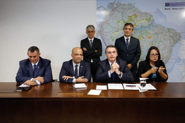 Governo autoriza liberação de emendas a prefeituras com dívidas Alan Santos/PR