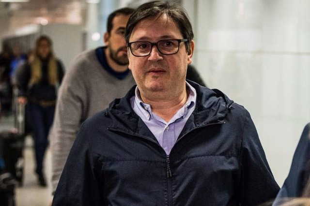 Ministro Fachin manda soltar Rocha Loures, ‘homem da mala’ da JBS O ex-deputado federal Rodrigo Rocha Loures (PMDB-PR) chega de Nova York no Aeroporto de Cumbica - 19.05.2017 (Bruno Santos/Folhapress)
