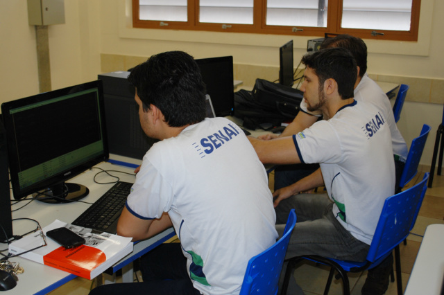 Senai abre matrícula para 950 vagas em 7 cursos técnicos a distância Os cursos são online, mas há uma porcentagem que é realizada presencial. (Foto: Divulgação)