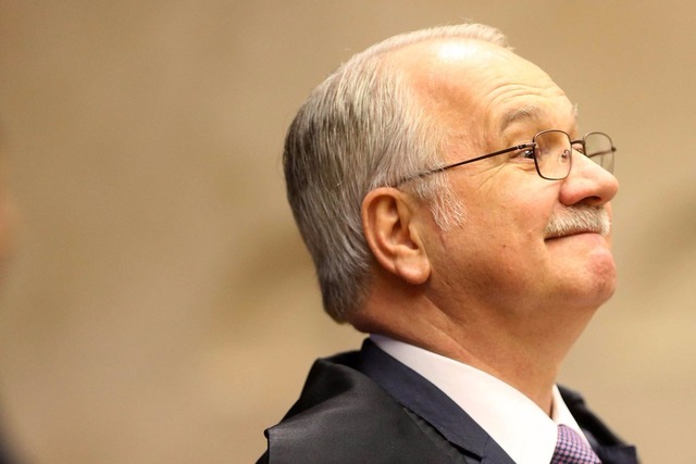 Fachin nega liminar solicitada pela JBS para vender ativos no Mercosul O ministro Edson Fachin, relator da Operação Lava Jato no Supremo Tribunal Federal (STF) (Foto: Adriano Machado/Reuters)
