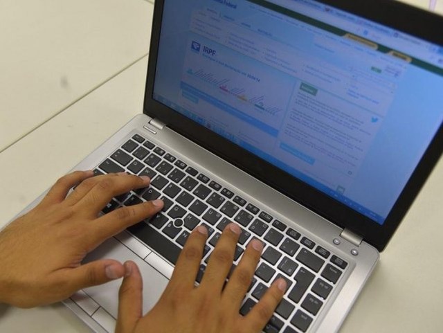 Consulta pode ser feita pelo site da Receita na internet (Foto: Agência Brasil/Arquivo)
