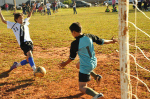 O jogador desde os nove anos sempre recebeu apoio e incentivos dos pais...