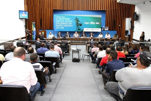 Serviço de telefonia e internet móvel não serão ampliados no Estado (Foto: Correio do Estado)