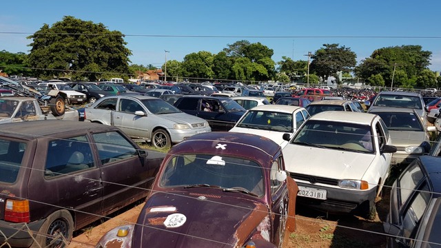 Projeto de Lei impede apreensão de veículo por atraso no IPVA No Pátio do Detran/MS em Três Lagoas há quase 3 mil veículos (Foto: Ricardo Ojeda)