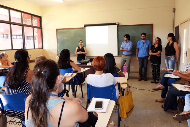 O curso, de 40 horas, está sendo ministrado pela coordenadora do Setor de Imunização da SMS (Foto:Assessoria)