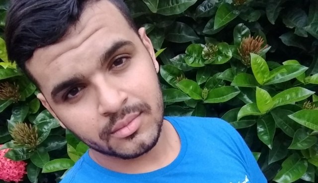 Pizzaria de Araçatuba é obrigada a indenizar homossexuais por 'selinho' Rafael criticou decisão da Justiça, mas orientou que todos devem procurar seus direitos