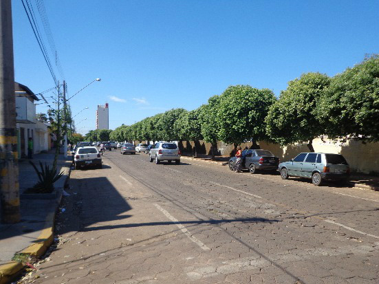 Uma das solicitações é para que na rua João Gonçalves de Oliveira seja construído um estacionamento em 45 graus (Foto: Assessoria)