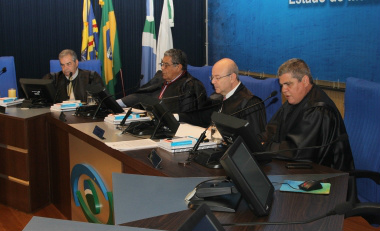Ex-prefeito terá que devolver mais de R$ 1 mi aos cofres públicos Conselheiros apontam irregularidades na contratação de combustíveis pela Prefeitura de Miranda (Foto: Divulgação)