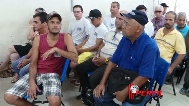 Confira as vagas de emprego disponíveis em Três Lagoas A Casa do Trabalhador fica na rua Munir Thomé, nº 86, na região central da cidade, e atende das 7h às 13h. (Arte: Arquivo/ Perfil News).