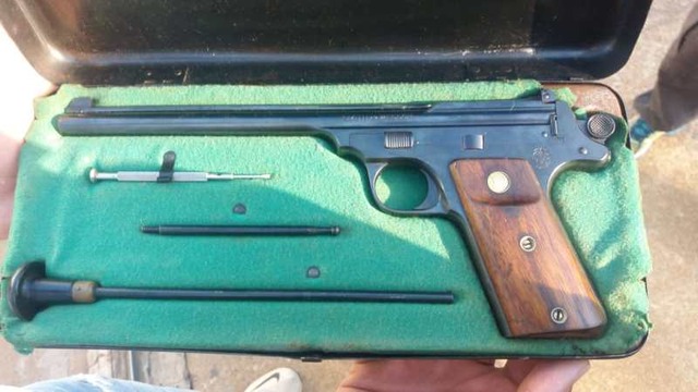 PRF apreende 83,5 kg de cocaína, armas e munições em Três Lagoas Duas pistolas cal. 22 também estavam escondidas. Foto: PRF