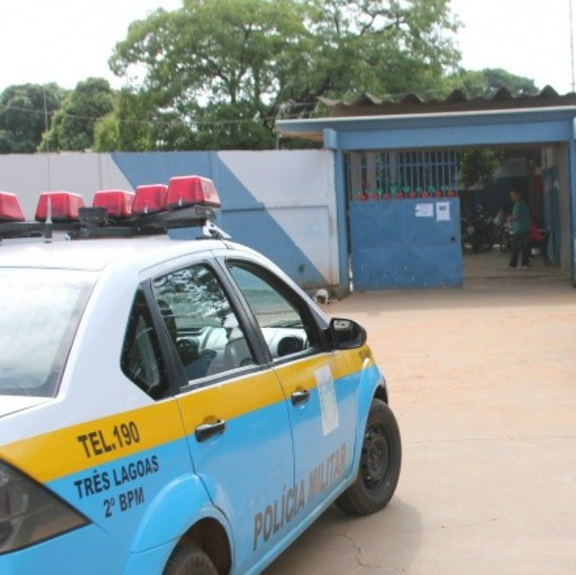 Com prisão feita ontem, PM de Três Lagoas cumpre 59 mandados em 2014 A Rádio Patrulha da PM atuava no Santa Rita quando efetuou a prisão (Foto: Arquivo/ Perfil News)