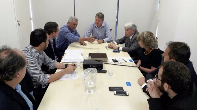 Representantes do Governo do Estado se reúnem em Campo Grande para discutirem venda da UFN3 O assunto principal girou em torno das isenções fiscais e da prorrogação do prazo de construção da empresa de fertilizantes relativa à doação do terreno (Foto/Assessoria)
