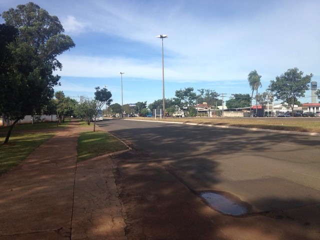 Roubo foi em avenida de Campo Grande, MS (Foto: Osvaldo Nóbrega/TV Morena)