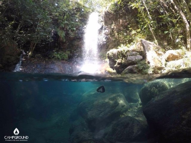 Cachoeira Ovo Negro na Fazenda Verde Alegre a 166 km de Campo Grande.