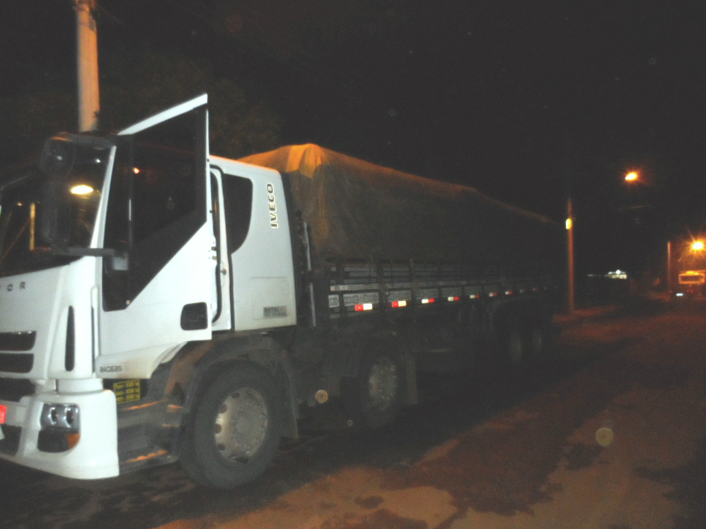 Madeireira de Rondônia é autuada pela PMA de Costa Rica No Documento de Origem Florestal constava 16m³, porém, a empresa transportava 20m³ (Foto: Assessoria)