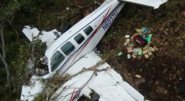 Avião cai na Venezuela com uma tonelada de cocaína
