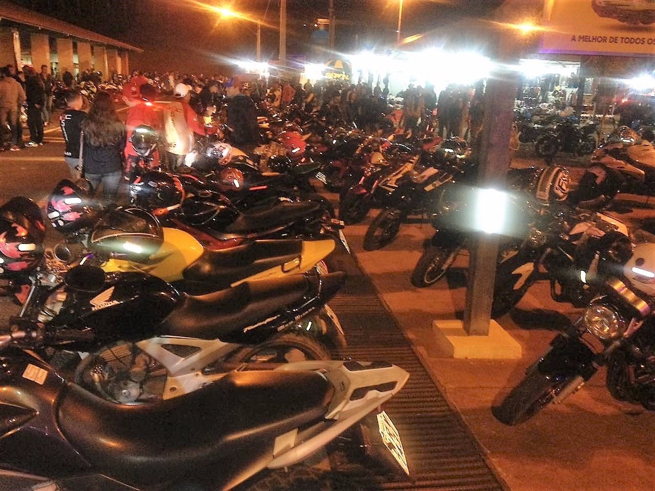 Com atrações inéditas, organização segue com preparativos do 2º Motorfest em Três Lagoas Abertura do evento no ano passado. (Foto: Lucas Gustavo/Arquivo/Perfil News).