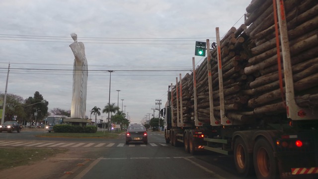 Prefeitura de Três Lagoas vai assumir trecho da BR 262 Um trecho da BR 262 que corta o perímetro urbano da cidade é fiscalizado pela PRF, mas, a partir da municipalização, o trabalho será feito agentes municipal de trânsito e pela Polícia Militar (Foto: Ricardo Ojeda)