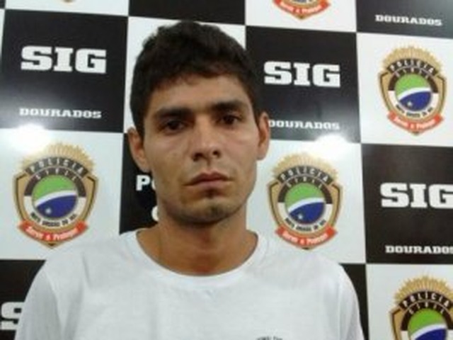 Morto em troca de tiros com a polícia era procurado por assaltos (Foto: Campo Grande News)