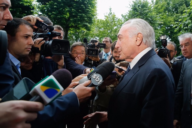 Michel Temer concede entrevista em Hamburgo, na Alemanha (Foto: Rogério Melo, Presidência)