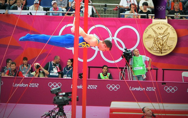 Arthur Zanetti conquista a medalha de ouro nas argolas nos Jogos de Londres (Foto: Divulgação)