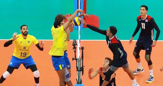 Brasil cresce, domina os EUA e vai à final em busca do deca na Liga Mundial Brasil vôlei EUA Liga Mundial (Foto: Divulgação/FIVB)