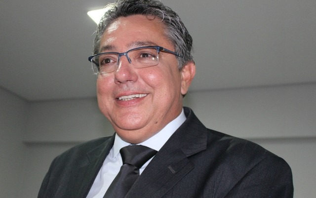 Presidente da Câmara de Corumbá pede desculpas por compartilhar fake news sobre Marielle Presidente da Câmara de Corumbá pede desculpas ao compartilhar fake news sobre Marielle. (Foto: Divulgação)