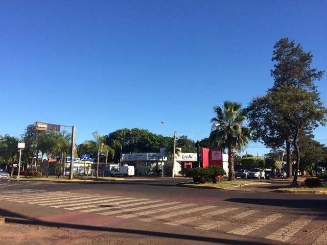 Meteorologia indica sexta (14) de sol e calor em Três Lagoas Nas primeiras horas do dia o sol forte já predominava (Foto/Gisele Berto)
