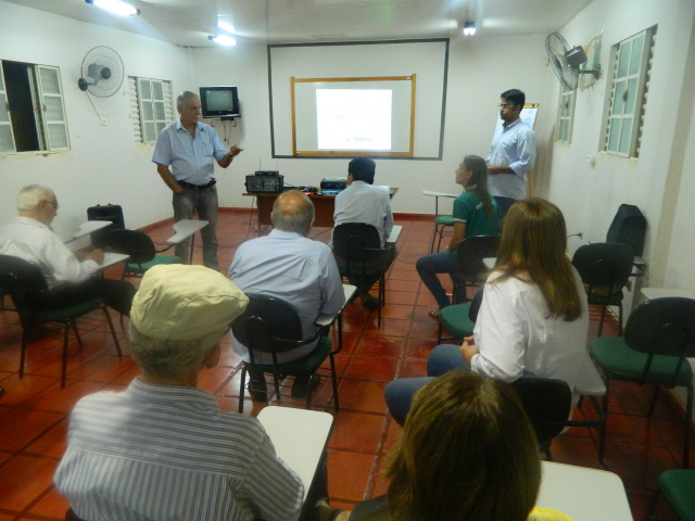 Proposta do Mais Inovação II é levar tecnologia para o campo Segundo o presidente do Sindicato Rural, Pascoal Secco, as melhoras foram visíveis. “ Eu mesmo faz dois anos que venho participando e estou tendo ótimos resultados. Temos que aproveitar essa tecnologia, independente do tamanho da fazenda. Fazemos pouco, mas bem feito” (Foto: Divulgação/Assecom)