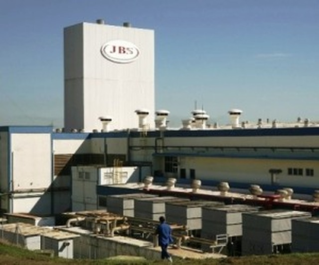 Frigorífico da JBS encerra operação e abala economia do município (Foto: Correio do Estado)