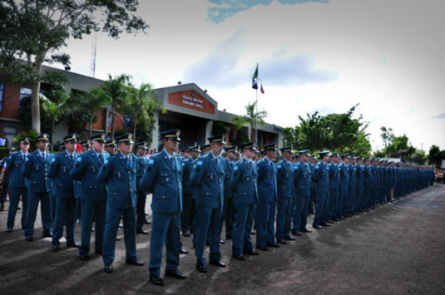 A Polícia Militar de Mato Grosso do Sul, tem a honra de disponibilizar para a sociedade sul mato-grossense 73 novos 3º Sargentos (Foto: Kelton Miranda)