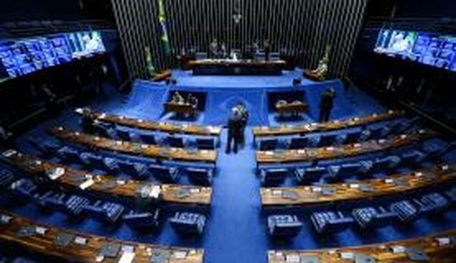 Brasília - Para aprovar o texto são necessários 41 votos dos 81 senadores (Foto:Marcelo Camargo/Agência Brasil)