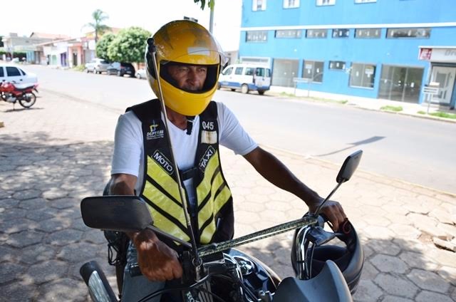 SEINTRA alerta motociclistas sobre a importância da antena de proteção contra linhas com cerol Foto/Assessoria