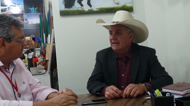 Guerreiro promete “pacotão de obras” até o final deste ano Na semana passada, o prefeito Angelo Guerreiro recebeu a reportagem do Perfil News e fez um balanço dos seis meses da sua administração (Foto: Thais santos)