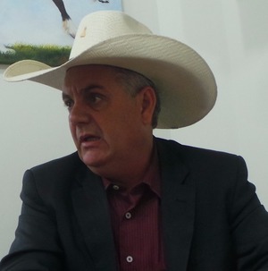 Guerreiro promete “pacotão de obras” até o final deste ano Guerreiro promete “pacotão de obras” até o final deste ano