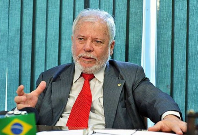Presidente regional do PT, Antonio Carlos Biffi, ficou satisfeito com saída de prefeitos e vereadores (Foto: Divulgação) 
