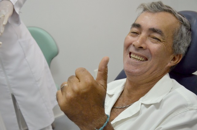 Saúde entrega próteses dentárias a pacientes do Centro de Especialidades Odontológicas Foram entregues 25 de um total previsto de 74 procedimentos. (Foto: Secom Três Lagoas)