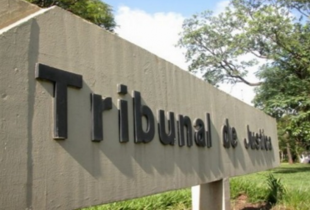 Novo desembargador do TJMS será empossado nesta quarta-feira Rasslan foi promovido em sessão extraordinária do Pleno ocorrida no dia 14 de abril, e assumirá a vaga deixada pelo Des. Hildebrando Coelho Neto, que se aposentou no mês de março (Foto: TJMS)