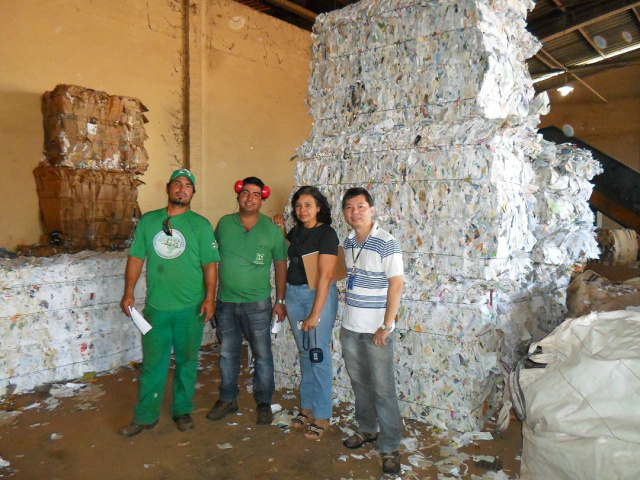 Cooperativas de catadores de materiais reciclados, ajudam no projeto. (Foto: Divulgação)
