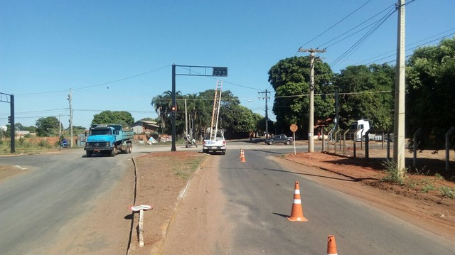 Semáforo da Avenida Ponta Porã com Egídio Thomé começa a funcionar nesta sexta (Foto: Assessoria)