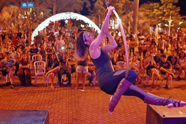Serenata e Bazar de Natal acontecem até o dia 20 de dezembro Apresentação de hoje ficará por conta da Banda 15 de Junho (Foto/Assessoria)